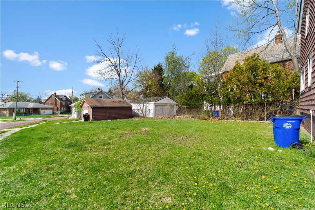 17904 Neff Road Cleveland OH 44119