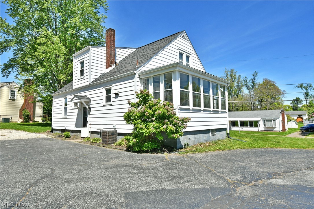 815 Liberty Street Salem OH 44460