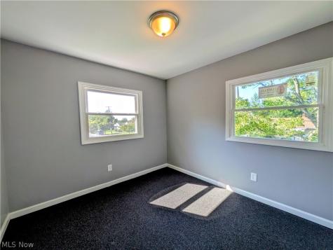16712 Glenpark Avenue Cleveland OH 44128