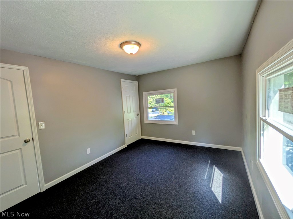 16712 Glenpark Avenue Cleveland OH 44128