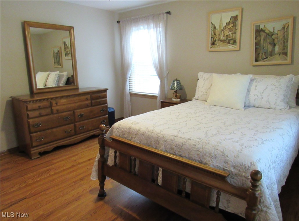 4805 Maple Hill Drive Seven Hills OH 44131