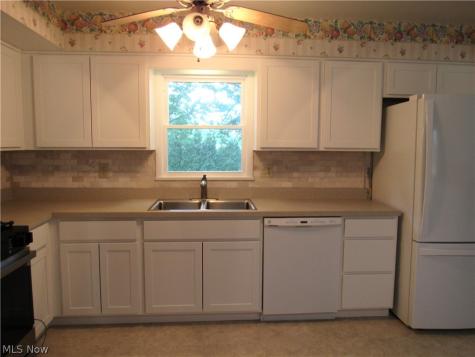 4805 Maple Hill Drive Seven Hills OH 44131