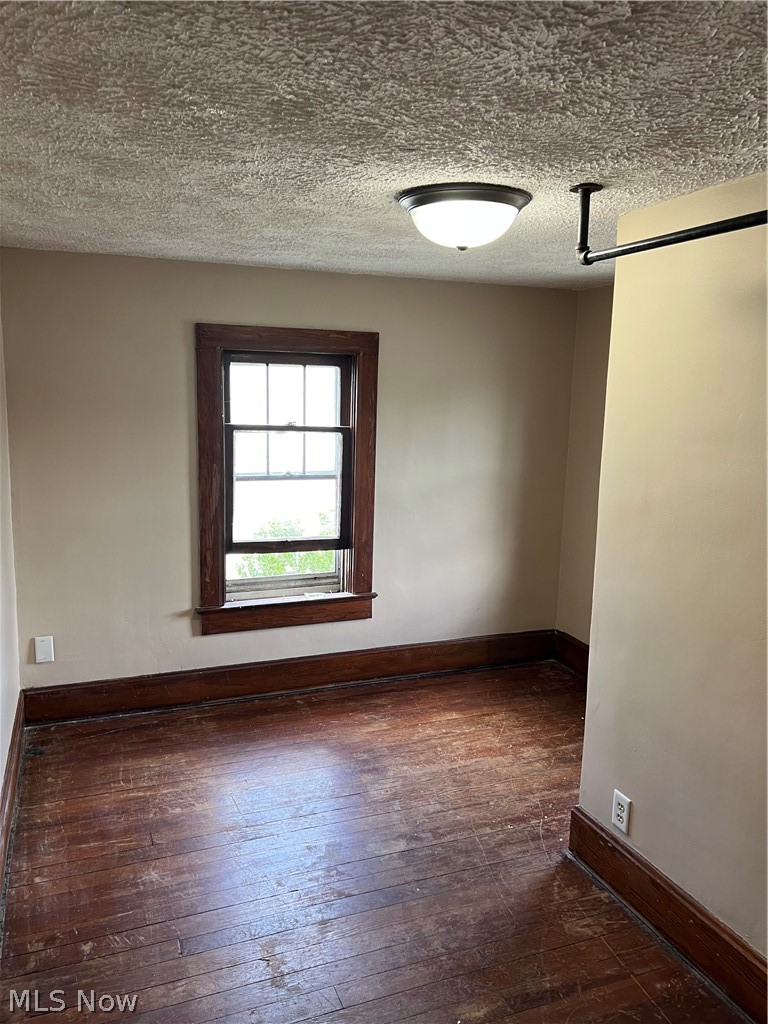 437 SW Bodmer Avenue Strasburg OH 44663