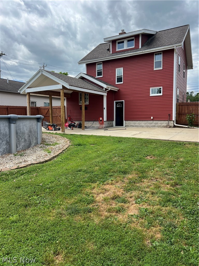 437 SW Bodmer Avenue Strasburg OH 44663