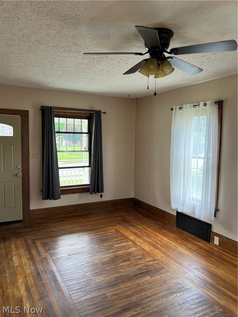 437 SW Bodmer Avenue Strasburg OH 44663