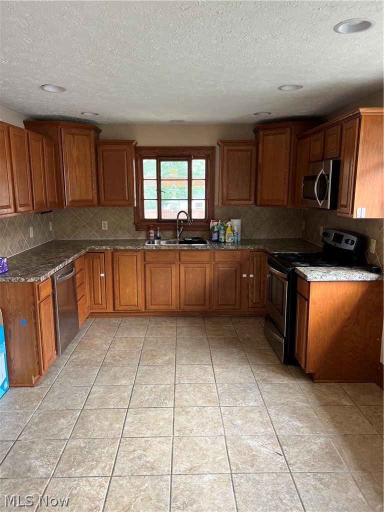 437 SW Bodmer Avenue Strasburg OH 44663