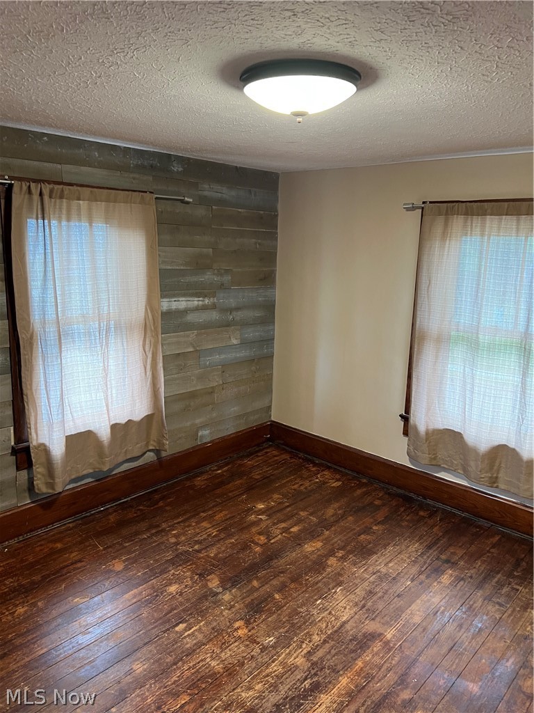 437 SW Bodmer Avenue Strasburg OH 44663