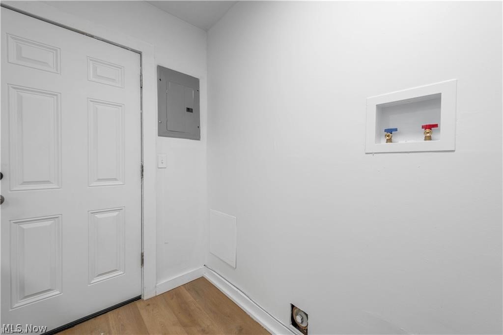 3890 E 143rd Street Cleveland OH 44128