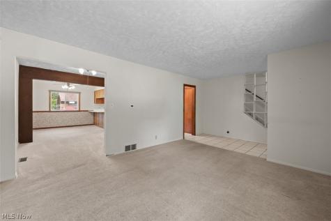 2323 13th Street Cuyahoga Falls OH 44223