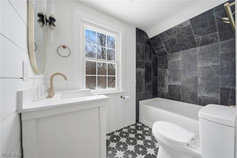 3246 Stimson Road Barberton OH 44203