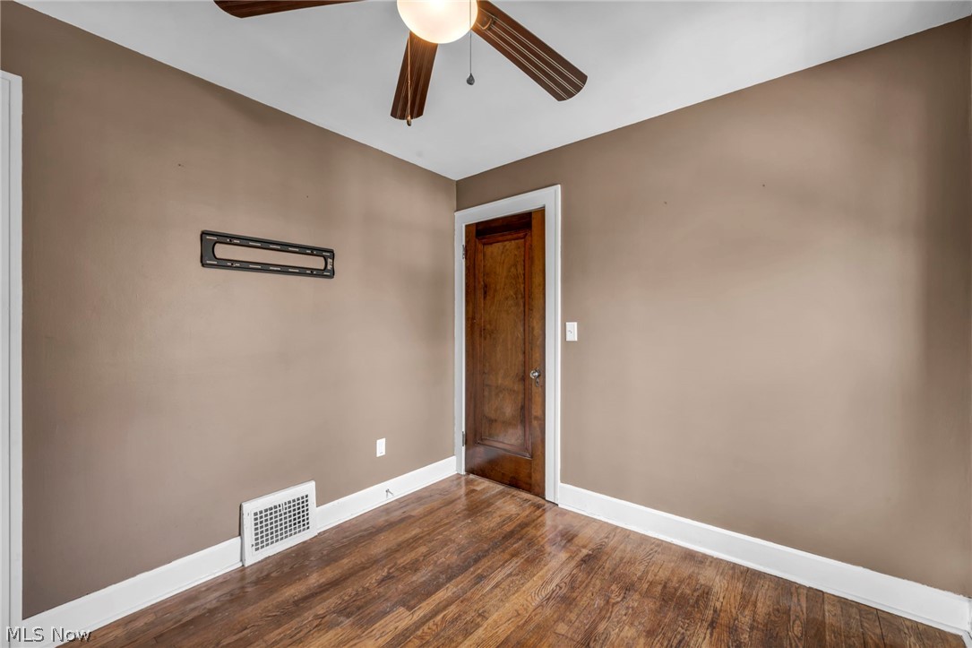 6193 N Canterbury Road Parma OH 44129