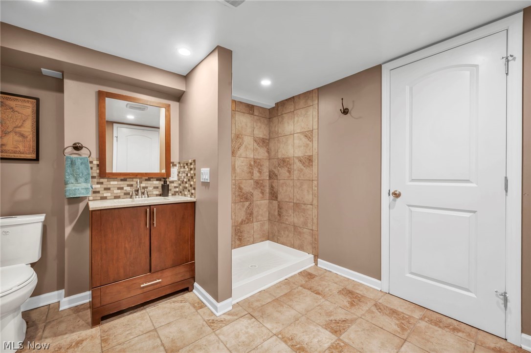 6193 N Canterbury Road Parma OH 44129