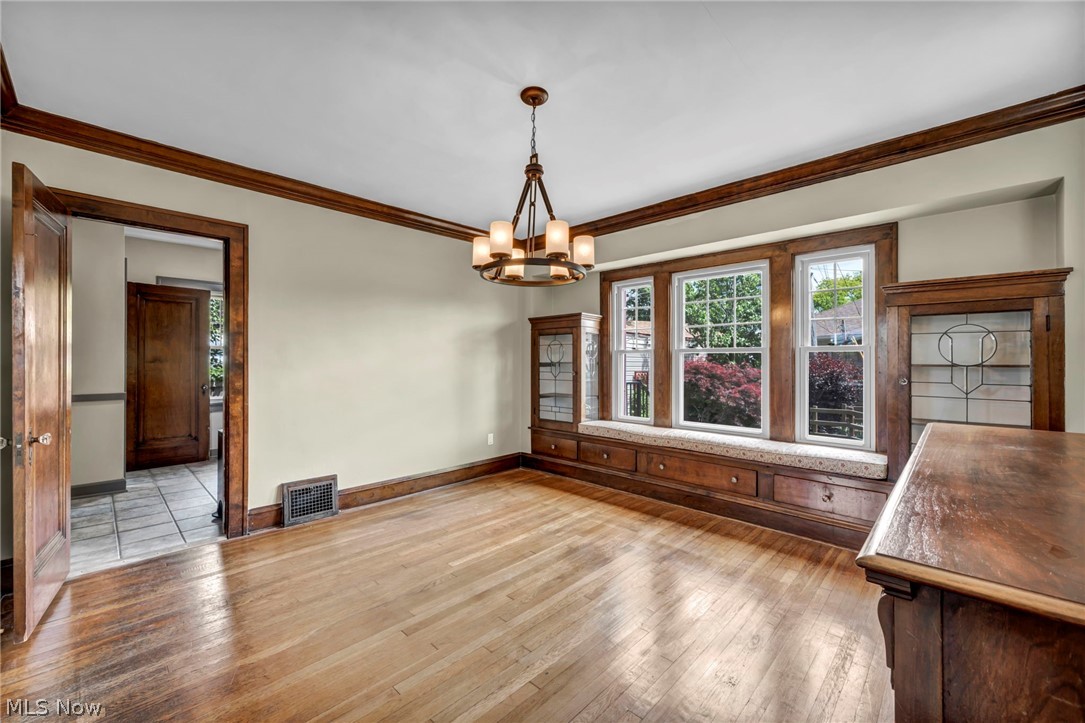 6193 N Canterbury Road Parma OH 44129