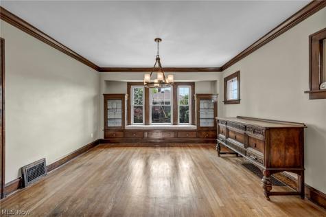 6193 N Canterbury Road Parma OH 44129