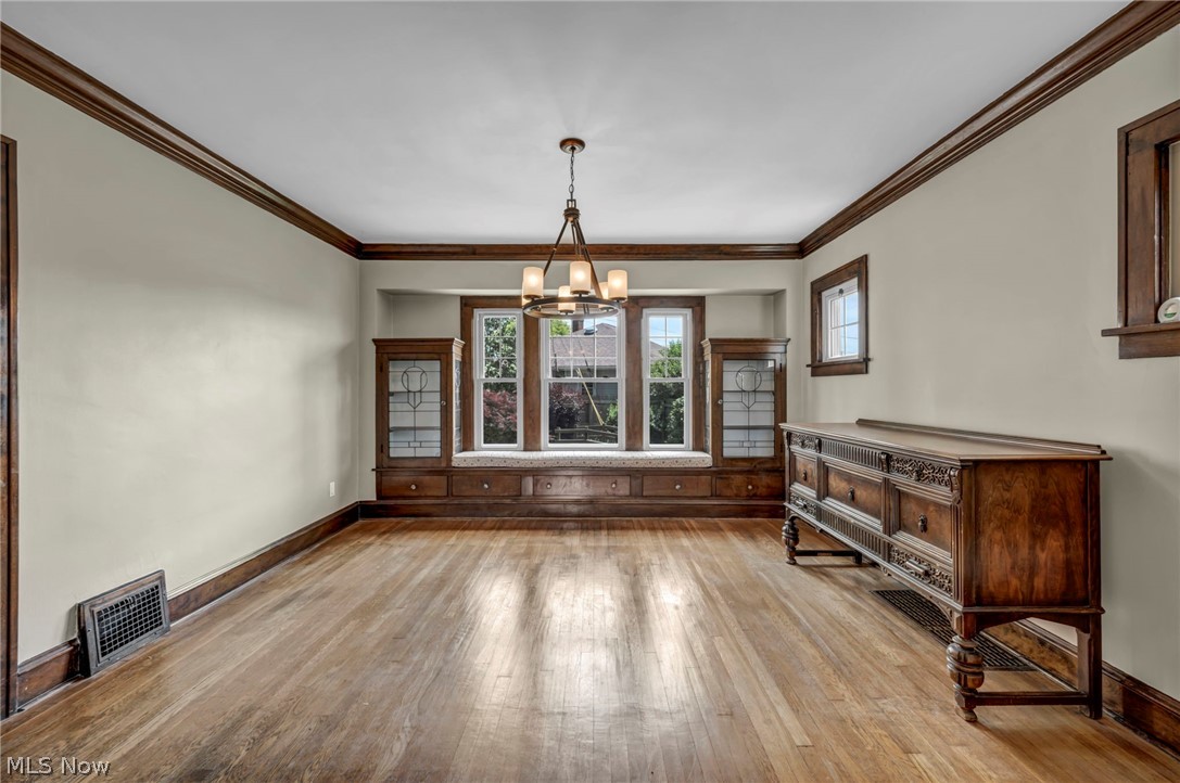 6193 N Canterbury Road Parma OH 44129