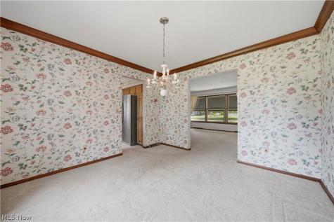 135 Seneca Trail SW Hartville OH 44632