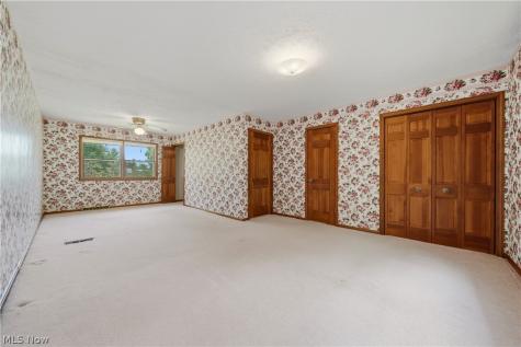 135 Seneca Trail SW Hartville OH 44632