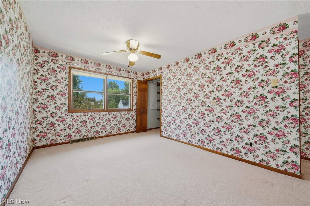 135 Seneca Trail SW Hartville OH 44632