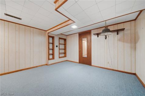 135 Seneca Trail SW Hartville OH 44632