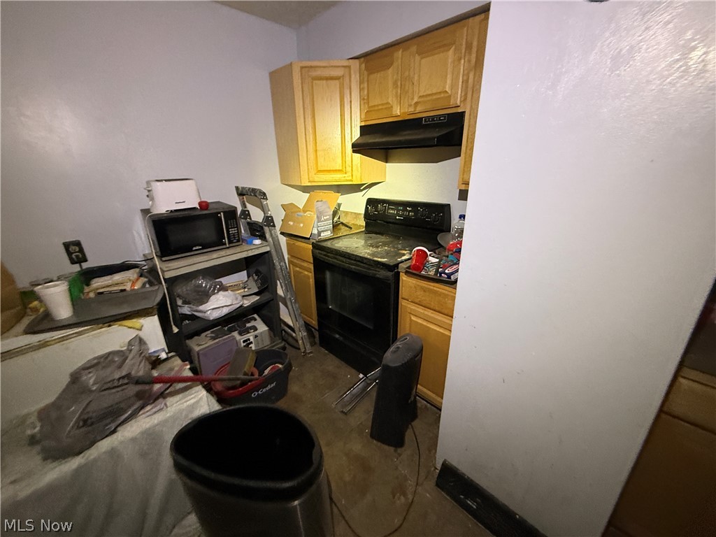 4107 E 146th Street Cleveland OH 44128