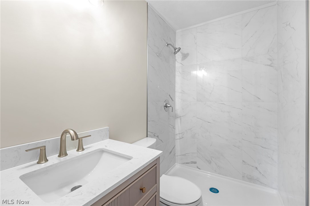 6145 Winchester Drive Seven Hills OH 44131