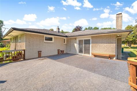6145 Winchester Drive Seven Hills OH 44131