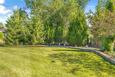 6145 Winchester Drive Seven Hills OH 44131