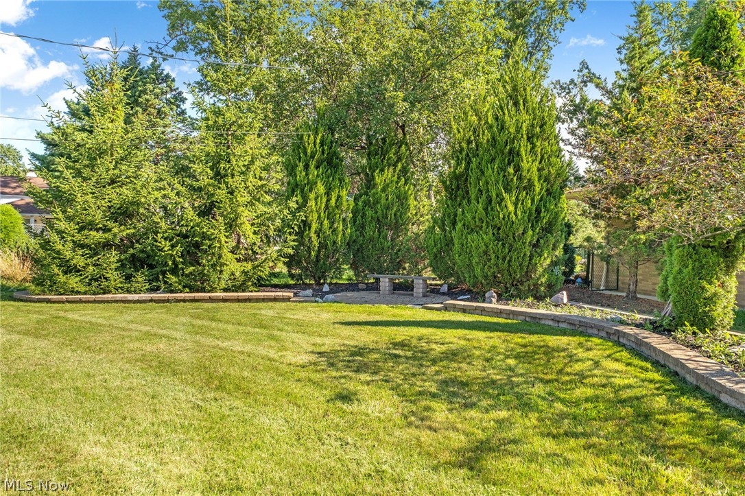 6145 Winchester Drive Seven Hills OH 44131