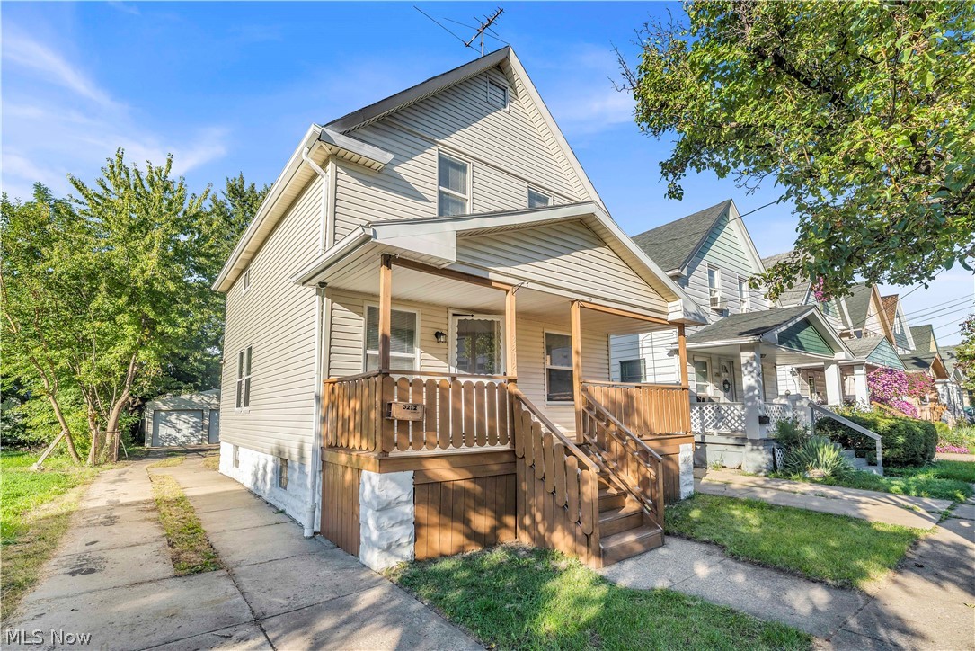 3212 Montclair Avenue Cleveland OH 44109