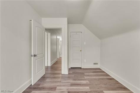 3212 Montclair Avenue Cleveland OH 44109