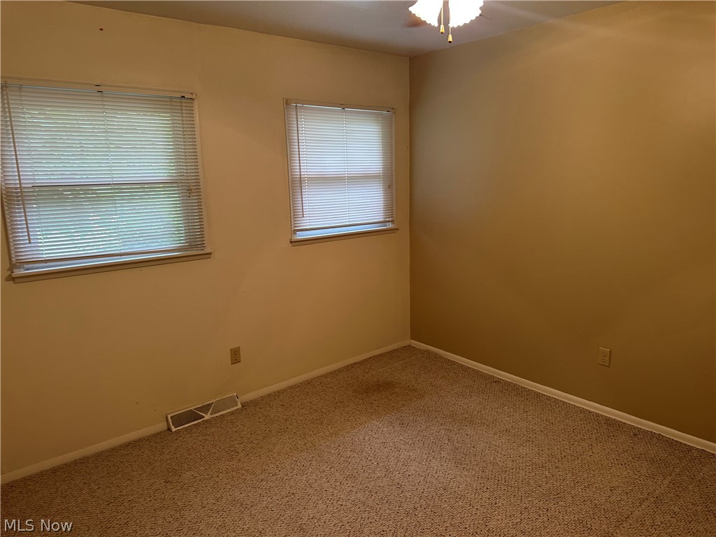 17448 Laurel Avenue Lake Milton OH 44429