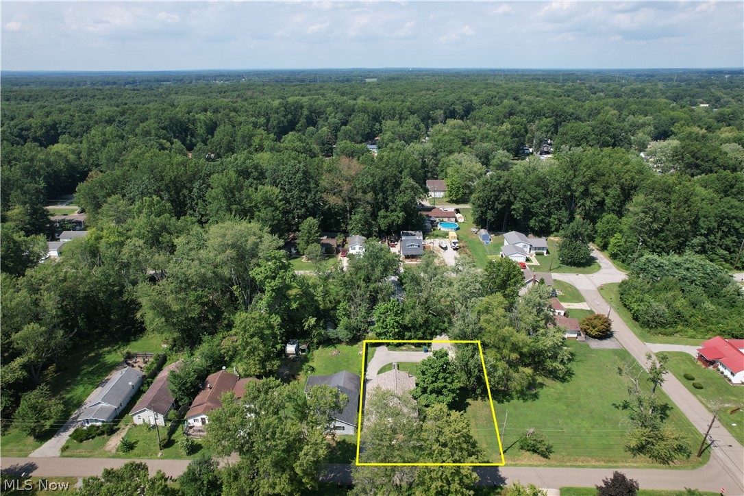 17448 Laurel Avenue Lake Milton OH 44429