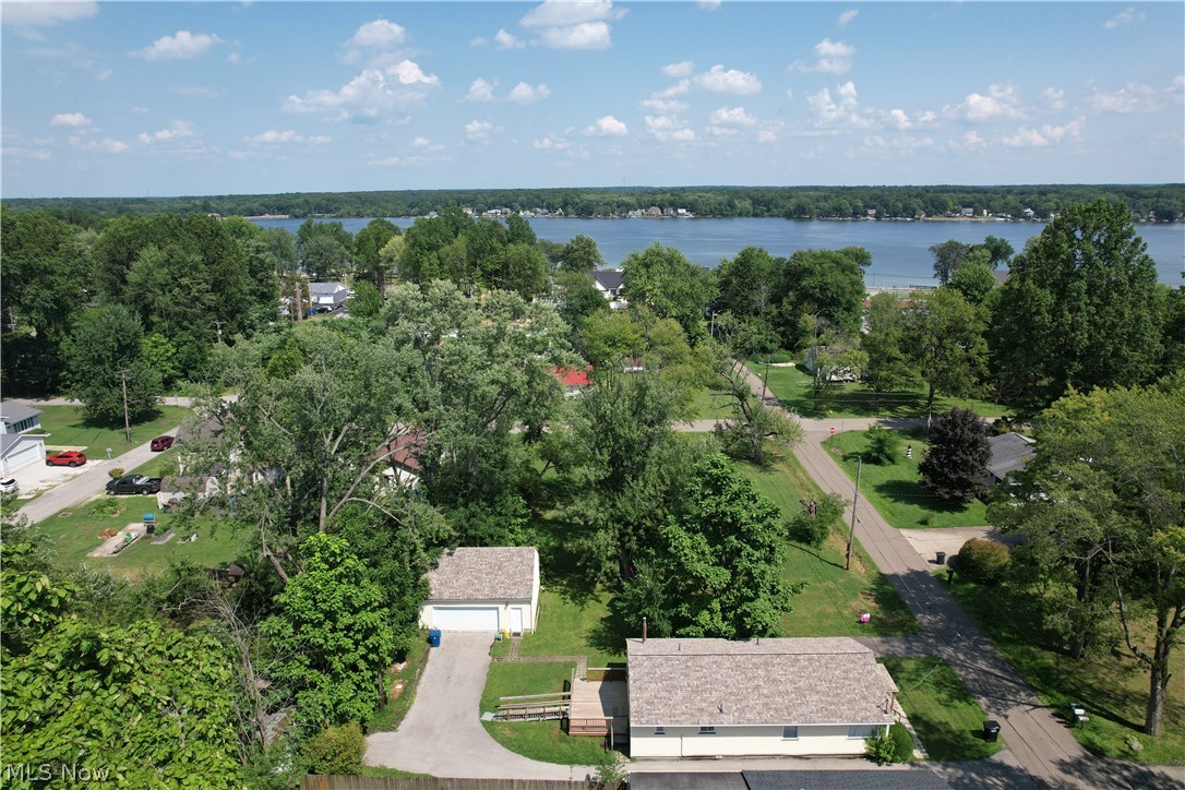 17448 Laurel Avenue Lake Milton OH 44429
