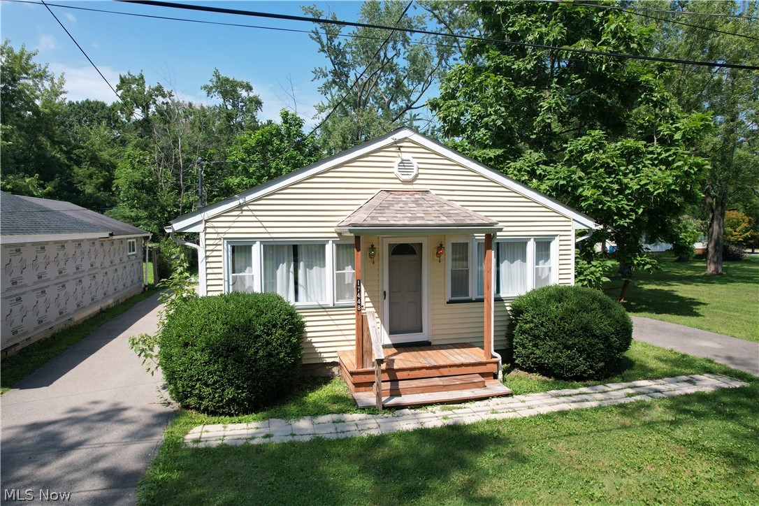 17448 Laurel Avenue Lake Milton OH 44429