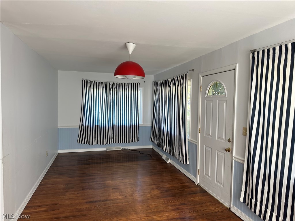 17448 Laurel Avenue Lake Milton OH 44429