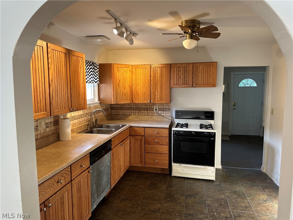 17448 Laurel Avenue Lake Milton OH 44429