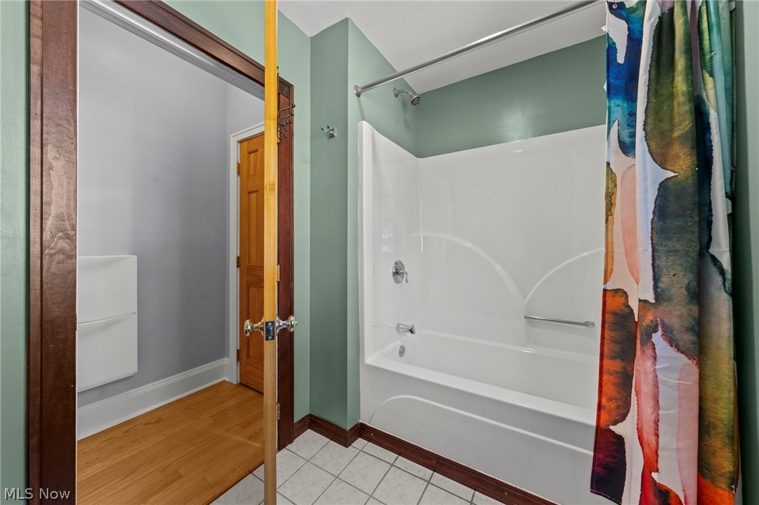 3362 E Scarborough Road Cleveland Heights OH 44118