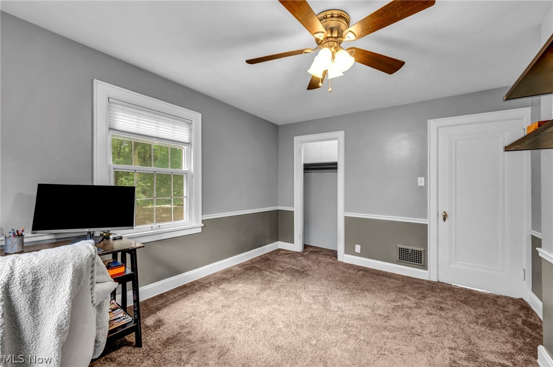 437 Indianola Road Youngstown OH 44512