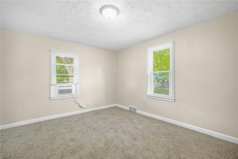 640 Seiberling Street Akron OH 44306