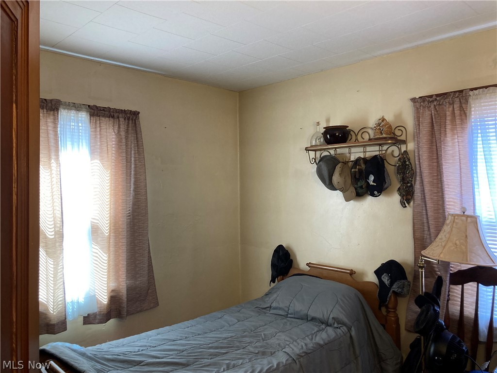 2833 Daleford Avenue NE Canton OH 44705