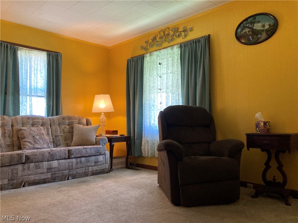 2833 Daleford Avenue NE Canton OH 44705