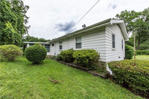1538 Bonita Drive Akron OH 44313