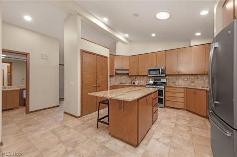 8784 Gatewood Drive North Ridgeville OH 44039