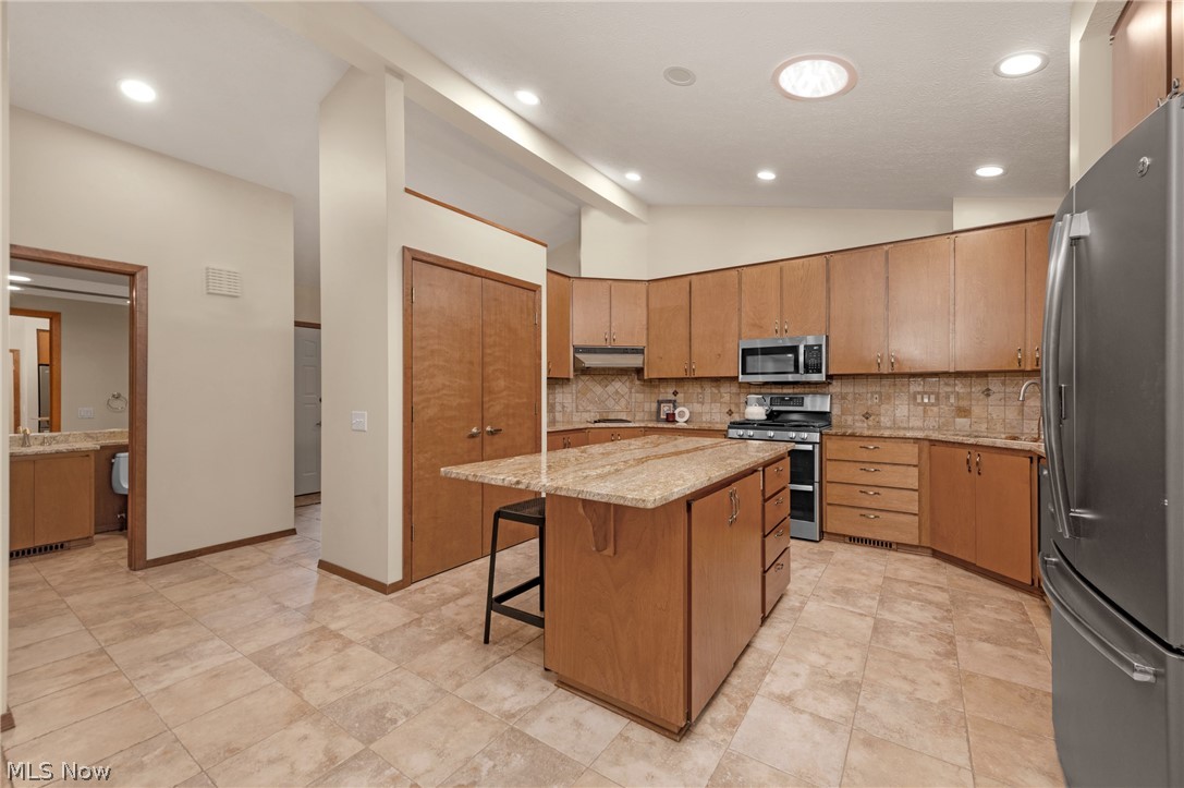 8784 Gatewood Drive North Ridgeville OH 44039