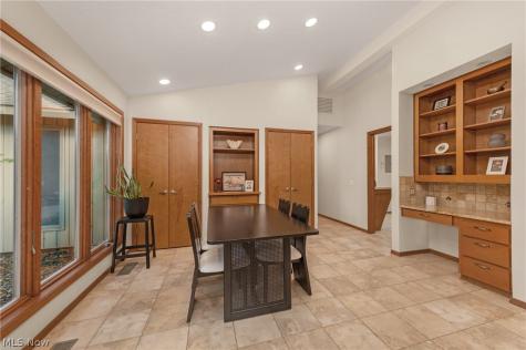 8784 Gatewood Drive North Ridgeville OH 44039