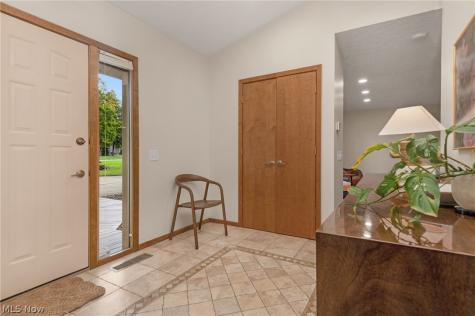 8784 Gatewood Drive North Ridgeville OH 44039