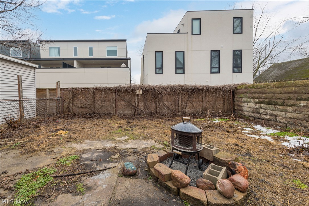 2051 W 18 Street Cleveland OH 44113