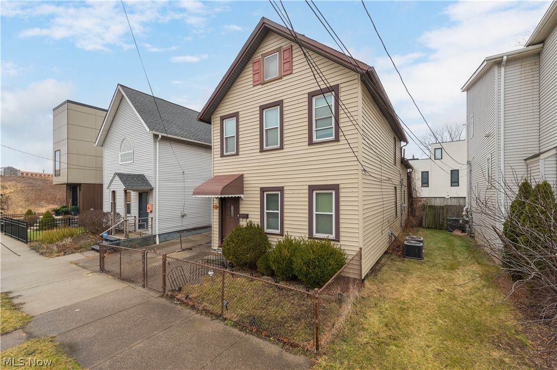 2051 W 18 Street Cleveland OH 44113