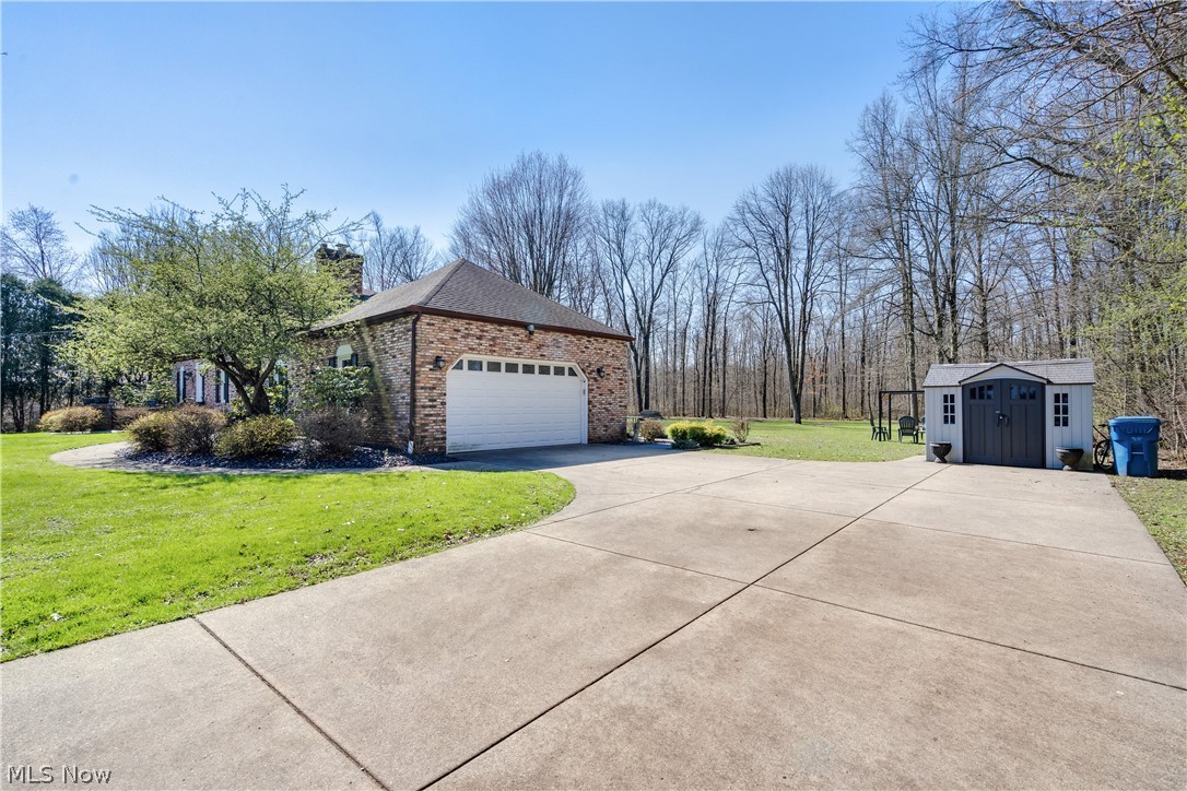 6681 New Castle Road Lowellville OH 44436