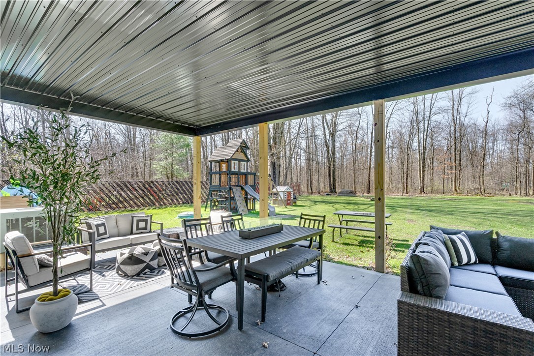 6681 New Castle Road Lowellville OH 44436